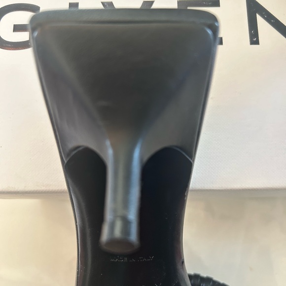 I am selling a pair of Givenchy authentic black kitten heel sandals in a size 41 - Picture 9 of 9